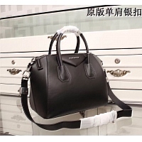 $112.00 USD Givenchy AAA Quality Handbags #389961