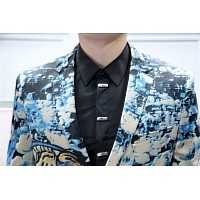 $106.00 USD Versace Suits Long Sleeved For Men #428735