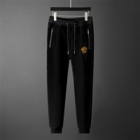 $98.00 USD Versace Tracksuits Long Sleeved For Men #532167