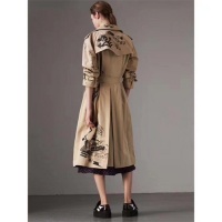 $202.00 USD Burberry Windbreaker Jackets Long Sleeved For Women #549794