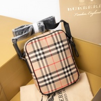 $102.00 USD Burberry AAA Quality Messenger Bags #549940
