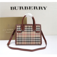 Burberry AAA Quality Handbags For Women #780625