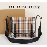 Burberry AAA Messenger Bags For Women #855555