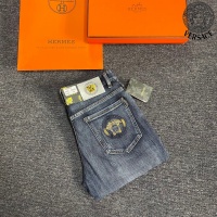 $50.00 USD Versace Jeans For Men #912887