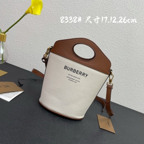 Burberry AAA Messenger Bags For Women #937969