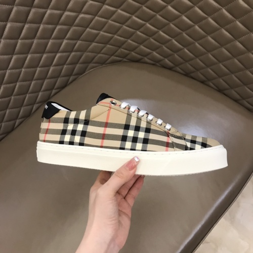 Replica Burberry Casual Shoes For Men #944757 $76.00 USD for Wholesale