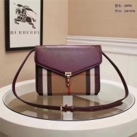 $96.00 USD Burberry AAA Quality Messenger Bags For Women #939587