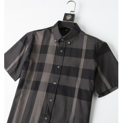 Replica Burberry Shirts Short Sleeved For Men #947934 $32.00 USD for Wholesale