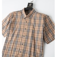 $32.00 USD Burberry Shirts Short Sleeved For Men #947933