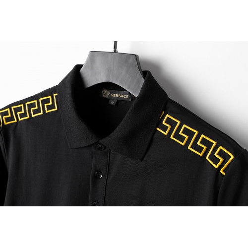 Replica Versace T-Shirts Short Sleeved For Men #949569 $29.00 USD for Wholesale
