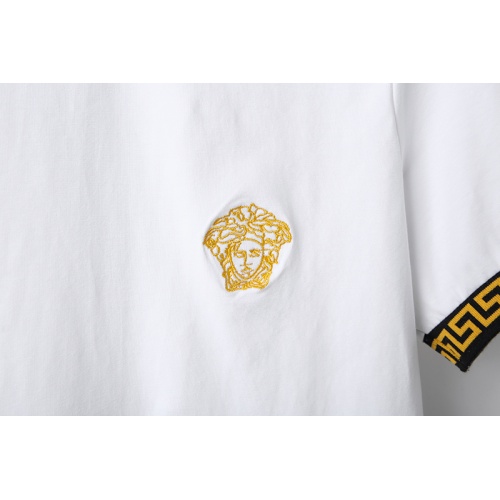 Replica Versace T-Shirts Short Sleeved For Men #949613 $26.00 USD for Wholesale