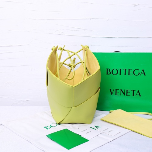 Replica Bottega Veneta BV AAA Quality Handbags For Women #951040 $96.00 USD for Wholesale