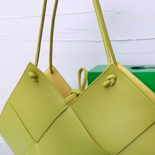Replica Bottega Veneta BV AAA Quality Handbags For Women #951040 $96.00 USD for Wholesale