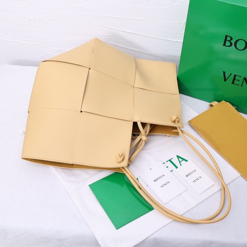 Replica Bottega Veneta BV AAA Quality Handbags For Women #951041 $96.00 USD for Wholesale