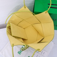 $96.00 USD Bottega Veneta BV AAA Quality Handbags For Women #951040