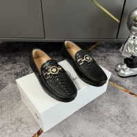 Versace Leather Shoes For Men #953326
