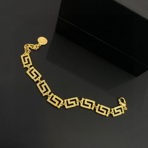 Replica Versace Bracelet For Women #967321 $34.00 USD for Wholesale