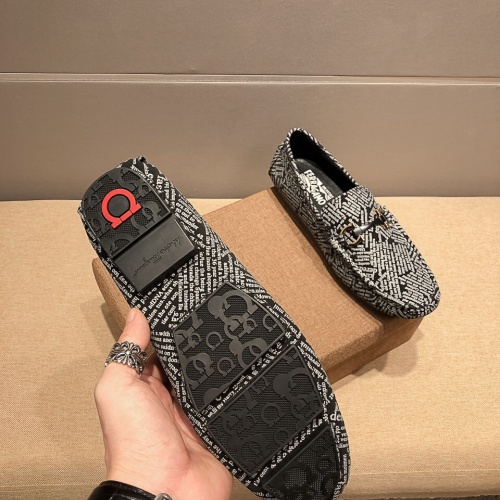Replica Salvatore Ferragamo Leather Shoes For Men #971521 $72.00 USD for Wholesale