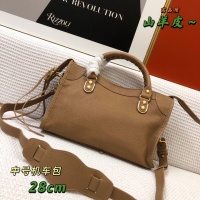 $160.00 USD Balenciaga AAA Quality Handbags For Women #966807