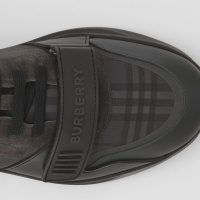 $76.00 USD Burberry Casual Shoes For Men #970337
