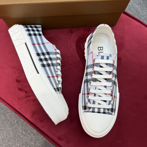 Replica Burberry Casual Shoes For Men #973647 $76.00 USD for Wholesale