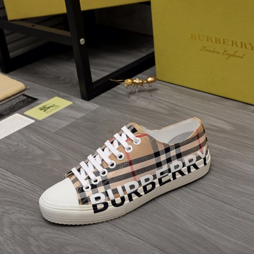 Replica Burberry Casual Shoes For Men #976464 $76.00 USD for Wholesale