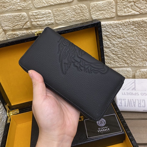 Replica Versace AAA Man Wallets #977219 $45.00 USD for Wholesale