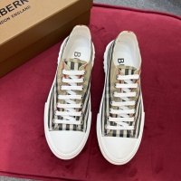 $76.00 USD Burberry Casual Shoes For Men #973645