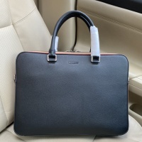$192.00 USD Burberry AAA Man Handbags #974312