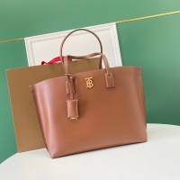 Burberry AAA Quality Handbags For Women #983309