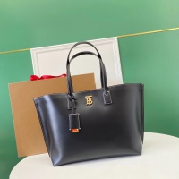 Burberry AAA Quality Handbags For Women #983310