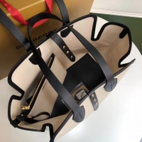 $98.00 USD Burberry AAA Quality Handbags For Women #983318