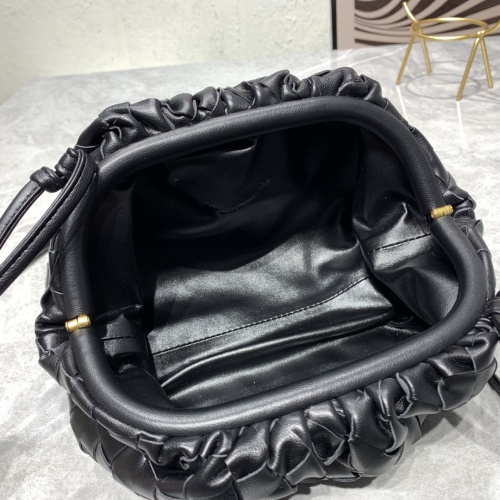 Replica Bottega Veneta BV AAA Quality Messenger Bags For Women #994948 $100.00 USD for Wholesale