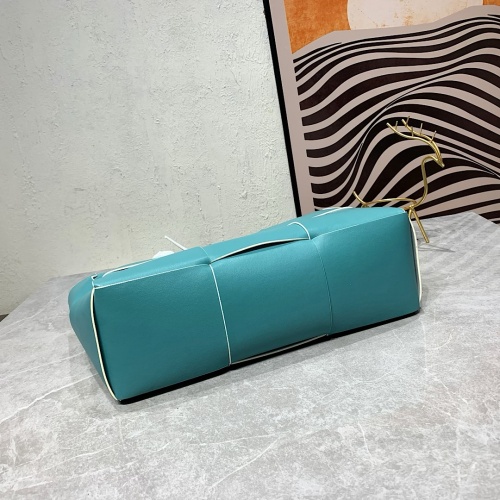 Replica Bottega Veneta BV AAA Quality Handbags For Women #994973 $128.00 USD for Wholesale
