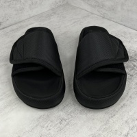 $76.00 USD Adidas Yeezy Slippers For Men #993118