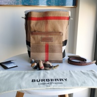 $190.00 USD Burberry AAA Quality Messenger Bags For Women #994978