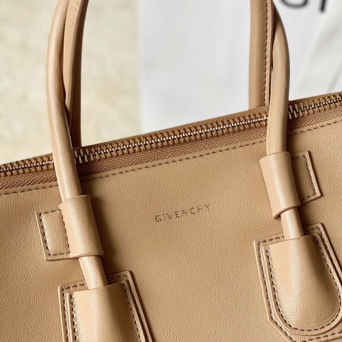 Replica Givenchy AAA Quality Handbags For Women #1001622 $240.00 USD for Wholesale