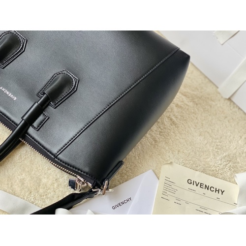 Replica Givenchy AAA Quality Handbags For Women #1001624 $240.00 USD for Wholesale