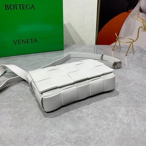 Replica Bottega Veneta BV AAA Quality Messenger Bags For Women #997514 $100.00 USD for Wholesale