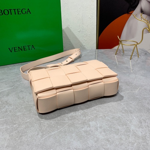 Replica Bottega Veneta BV AAA Quality Messenger Bags For Women #997515 $100.00 USD for Wholesale