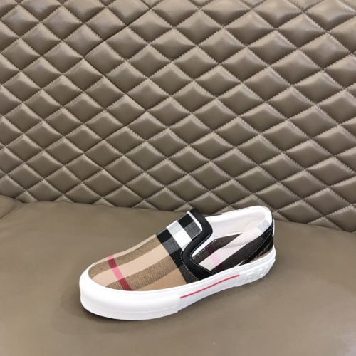 Replica Burberry Casual Shoes For Men #997777 $72.00 USD for Wholesale