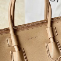 $240.00 USD Givenchy AAA Quality Handbags For Women #1001622