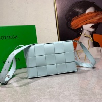 Bottega Veneta BV AAA Quality Messenger Bags For Women #997511