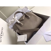 $172.00 USD Givenchy AAA Quality Handbags For Women #997647