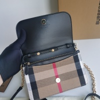 $150.00 USD Burberry AAA Quality Messenger Bags For Women #999365