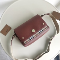 Burberry AAA Quality Messenger Bags For Women #999373