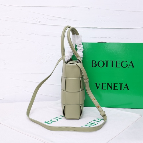 Replica Bottega Veneta BV AAA Quality Messenger Bags For Women #1012304 $98.00 USD for Wholesale