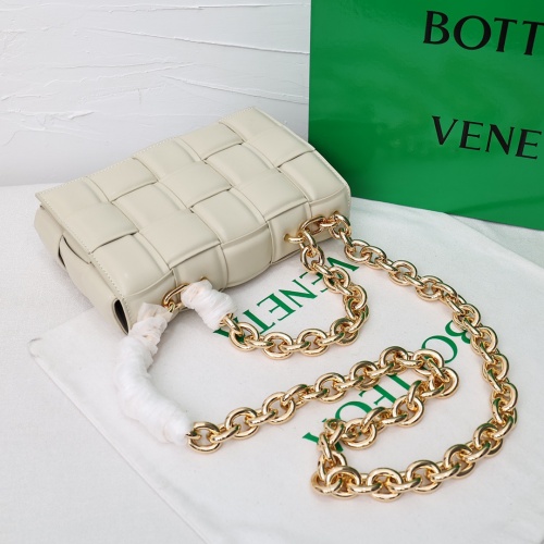 Replica Bottega Veneta BV AAA Quality Messenger Bags For Women #1012380 $112.00 USD for Wholesale