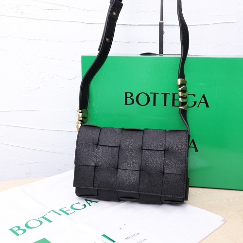 Replica Bottega Veneta BV AAA Quality Messenger Bags For Women #1012389 $98.00 USD for Wholesale