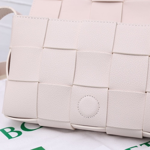 Replica Bottega Veneta BV AAA Quality Messenger Bags For Women #1012391 $98.00 USD for Wholesale